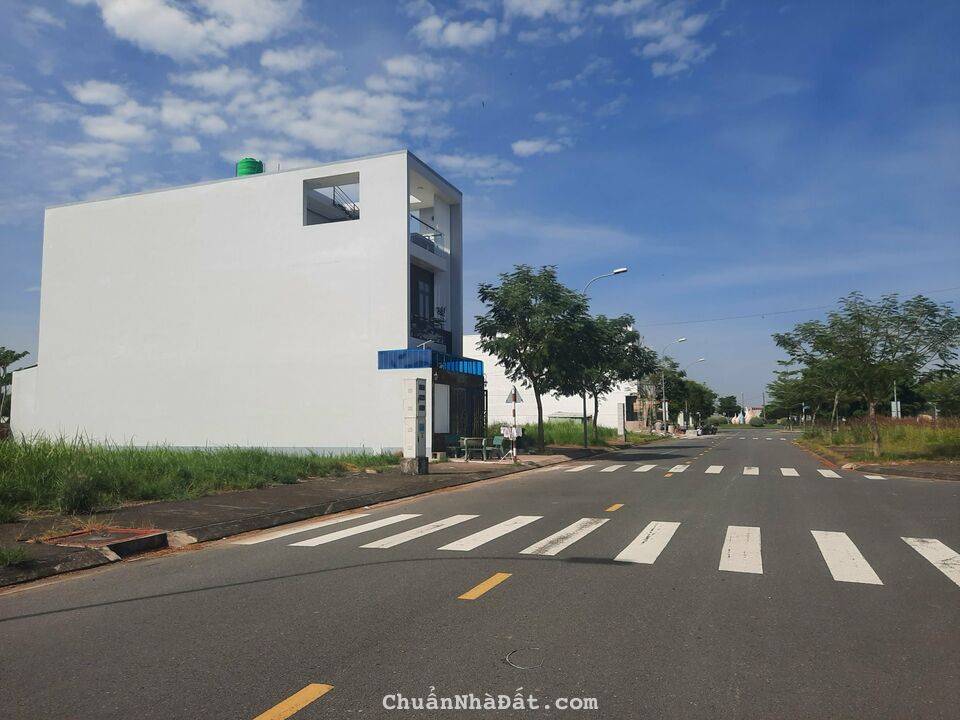 Hàng kẹt bán nhanh 80m2 nền Sài Gòn RiverPark giá rẻ nhất từ trước đến giờ 1350