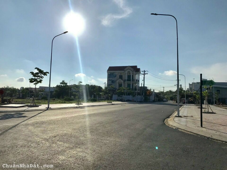 Chủ bán gấp lô đất đẹp kdc Ecopark Tân Trạch 107m2 giá rẻ bao đầu tư