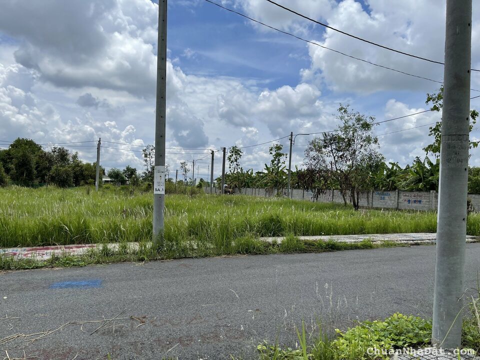 Kẹt tiền hạ giá bán lỗ 2 nền liền kề 85m2 kdc Long Cang giá ngộp 700tr chốt gấp