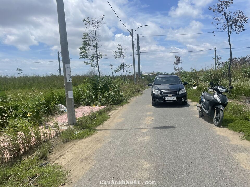 Kẹt tiền hạ giá bán gấp 2 nền view công viên 89m2 kdc Phước Đông garden rẻ 730tr Kẹt tiền hạ giá bán gấp 2 nền view công viên 89m2 kdc Phước Đông garden rẻ 730tr