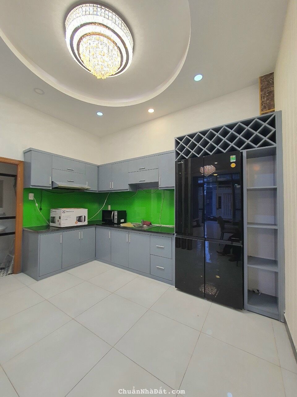 Nhà mặt tiền đường 6m 1979 Huỳnh Tấn Phát, thị trấn Nhà Bè, 5x10m, 2L, 6.3 tỷ 