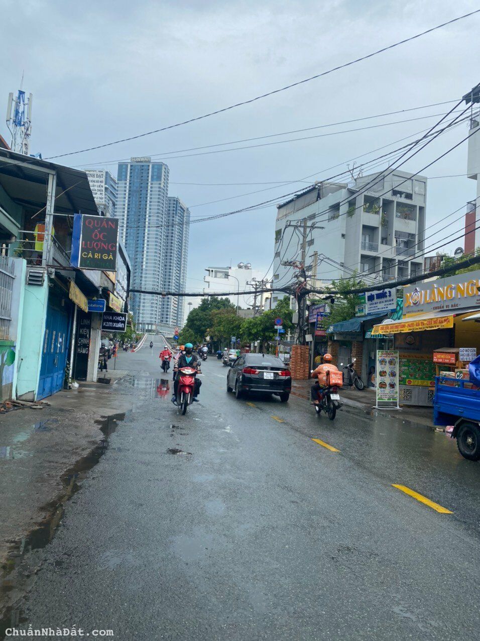 Bán nhà cũ mặt tiền đường NGÔ TẤT TỐ, Bình Thạnh