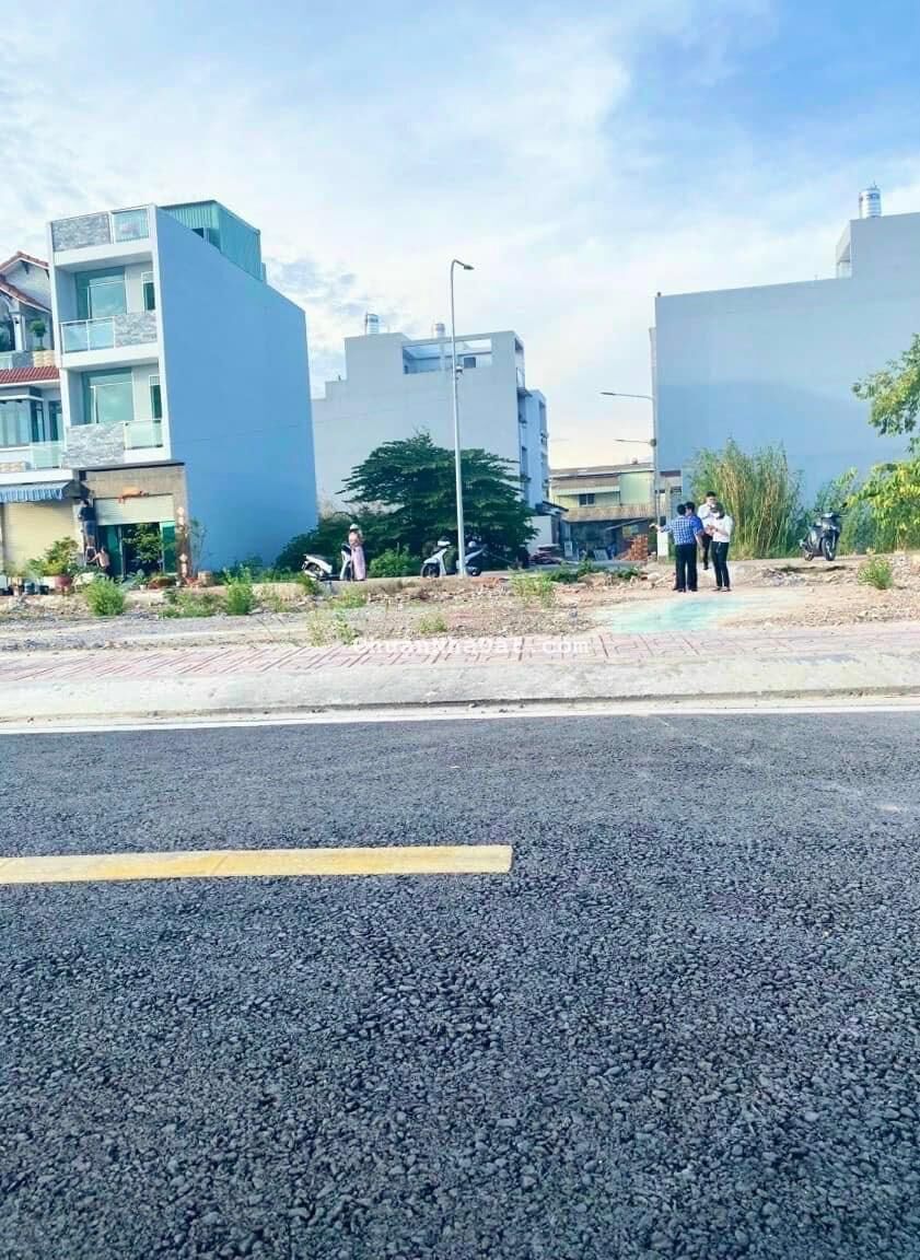 Bán gấp lô đất Hương Lộ 2, gần BV Bình Tân, LK khu Tên Lửa, DT 80m2 giá 2.2tỷ, sổ hồng riêng Bán gấp lô đất Hương Lộ 2, gần BV Bình Tân, LK khu Tên Lửa, DT 80m2 giá 2.2tỷ, sổ hồng riêng