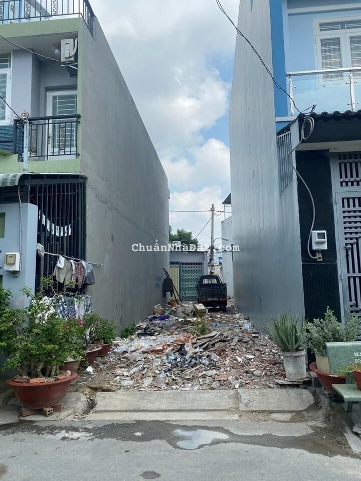 Chính chủ bán gấp đất MT Phạm Văn Chiêu, P14, Gò Vấp. DT 80m2 giá 2.4tỷ, sổ hồng riêng, XDTD Chính chủ bán gấp đất MT Phạm Văn Chiêu, P14, Gò Vấp. DT 80m2 giá 2.4tỷ, sổ hồng riêng, XDTD