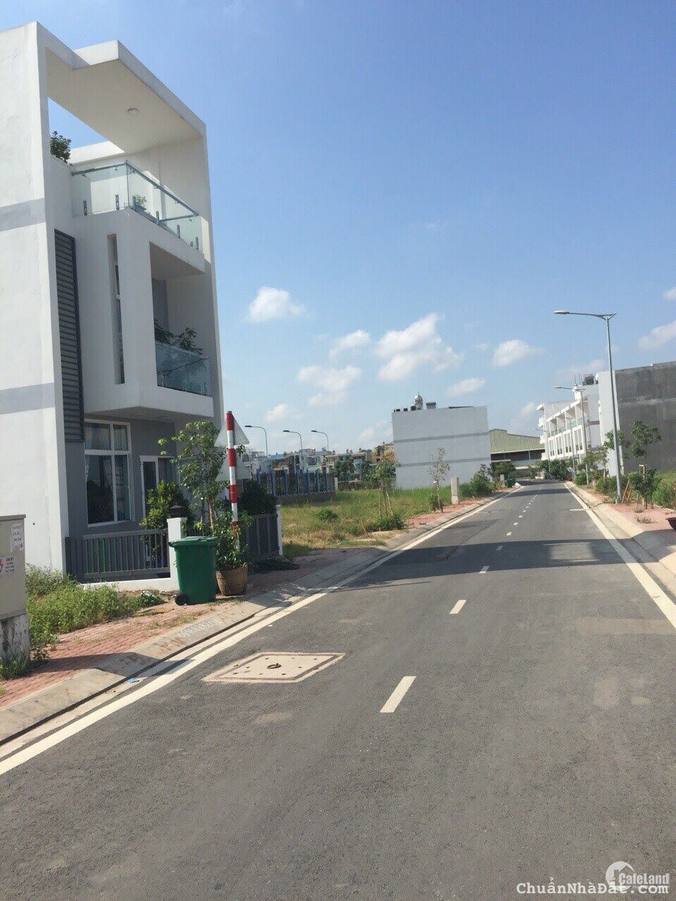 Chính chủ bán nhanh đất MT đường Trần Não, Q2. DT 100m2 giá 2.7tỷ, sổ hồng riêng, xây tự do Chính chủ bán nhanh đất MT đường Trần Não, Q2. DT 100m2 giá 2.7tỷ, sổ hồng riêng, xây tự do