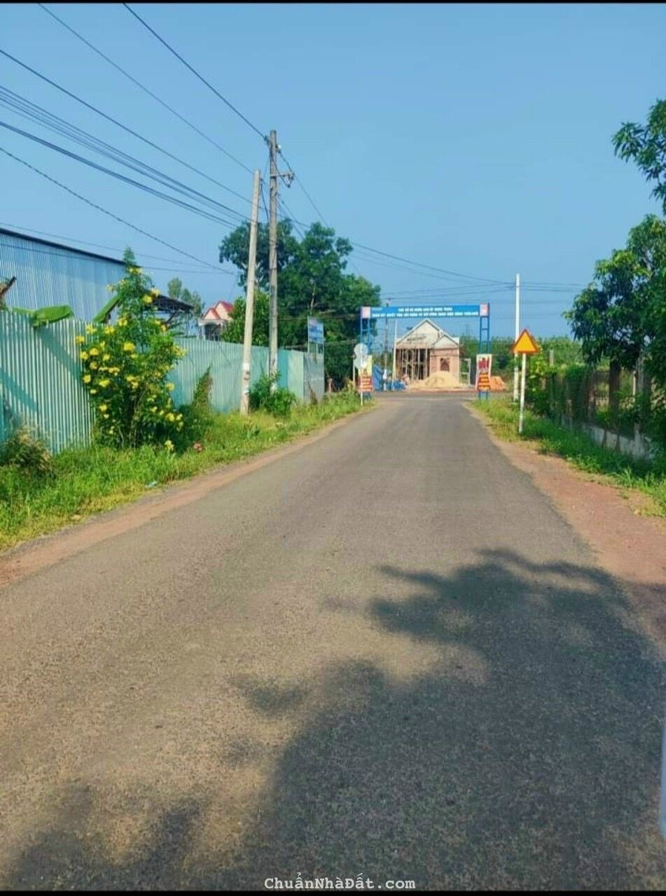 Đất nền thổ cư sổ sẵn giá 300 triệu 300m2 Đất nền thổ cư sổ sẵn giá 300 triệu 300m2