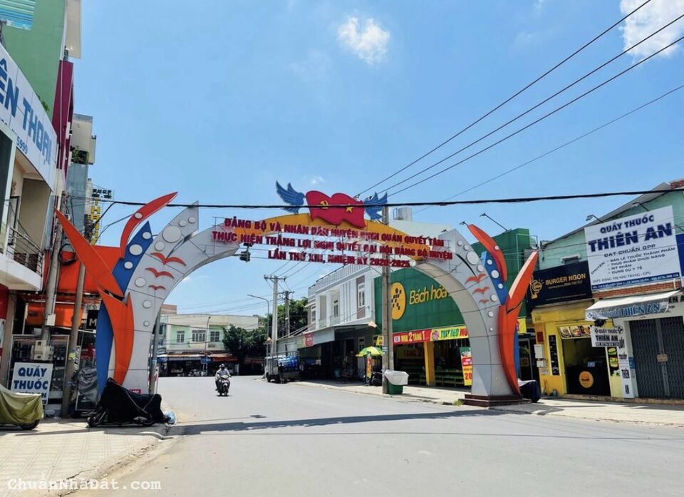 Nhà phá sản cần bán gấp lô đất Định Quán mặt tiền nhựa gần QL20 giá 1ty5/250m2 full thổ cư, sổ sẵn Nhà phá sản cần bán gấp lô đất Định Quán mặt tiền nhựa gần QL20 giá 1ty5/250m2 full thổ cư, sổ sẵn