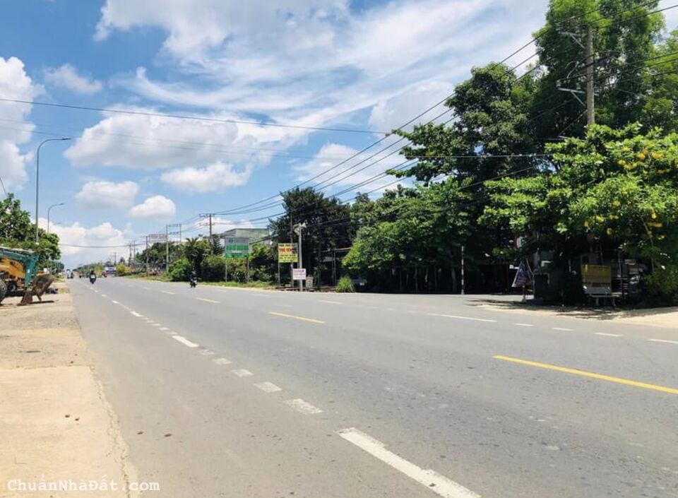 Nhà phá sản cần bán gấp lô đất Định Quán mặt tiền nhựa gần QL20 giá 1ty5/250m2 full thổ cư, sổ sẵn Nhà phá sản cần bán gấp lô đất Định Quán mặt tiền nhựa gần QL20 giá 1ty5/250m2 full thổ cư, sổ sẵn