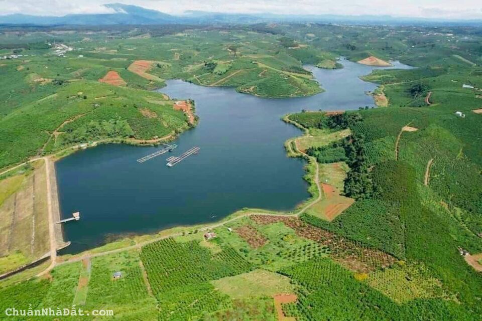 Cần bán lô đất nghỉ dưỡng view sát hồ lớn nhất ở Bảo Lộc, giá 950triệu nhận nền 500m2, sổ sẵn Cần bán lô đất nghỉ dưỡng view sát hồ lớn nhất ở Bảo Lộc, giá 950triệu nhận nền 500m2, sổ sẵn