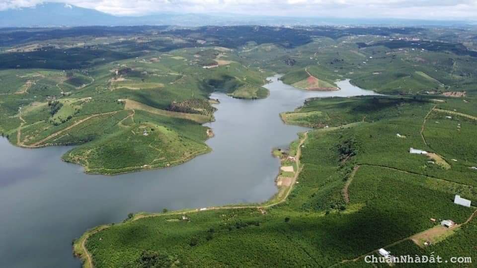 Gia đình ly hôn cần bán lô đất view hồ ở Bảo Lộc giá chỉ 2tr2/m2 dt 25x26. Sổ hồng cầm tay Gia đình ly hôn cần bán lô đất view hồ ở Bảo Lộc giá chỉ 2tr2/m2 dt 25x26. Sổ hồng cầm tay