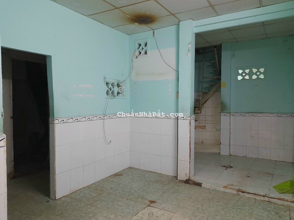 Cơ hội vàng đầu tư sang gấp nhà nát hẻm xe hơi Nam Kỳ Khởi Nghĩa, quận 3 giá 2,25 tỷ 40,6m2 sổ sẵn Cơ hội vàng đầu tư sang gấp nhà nát hẻm xe hơi Nam Kỳ Khởi Nghĩa, quận 3 giá 2,25 tỷ 40,6m2 sổ sẵn