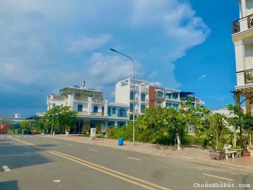 Chính chủ cần bán nhanh lô đất MT đường Đặng Như Mai, Thạnh Mỹ Lợi, Q2,Giá 2.4tỷ/ 80m2,SHR, XDTD