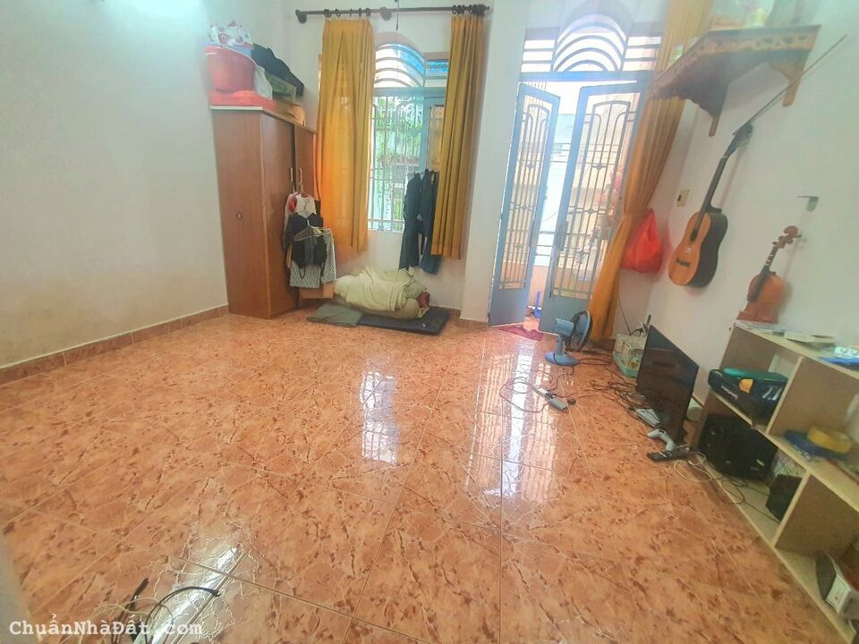 NHÀ SÁT HẺM XE HƠI THÍCH QUẢNG ĐỨC 51M2, NGANG 4.1M, 4PN CHỈ NHỈNH 7 TỶ. LH 0386372900