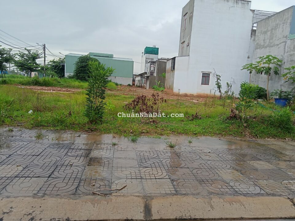 Bán đất Liền Kề trường tiểu học Long Khê, Cần Đước, Gần chợ Trung Thành, KCN Cầu Tràm