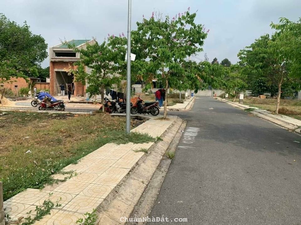 BÁN NHANH LÔ GÓC CHỢ BẾN LỚN KDL ĐẠI NAM BÁN NHANH LÔ GÓC CHỢ BẾN LỚN KDL ĐẠI NAM