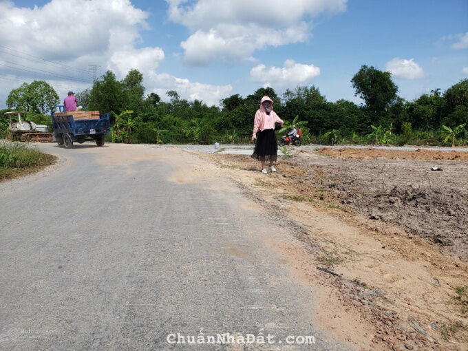 GIA ĐÌNH CHUYỂN VỀ SÀI GÒN SỐNG BÁN NHANH 200M2 THỔ CƯ