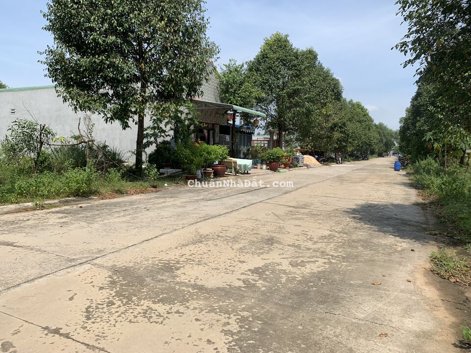 Chính chủ cần bán lô góc 2 mặt tiền kinh doanh ngang 10m Chính chủ cần bán lô góc 2 mặt tiền kinh doanh ngang 10m