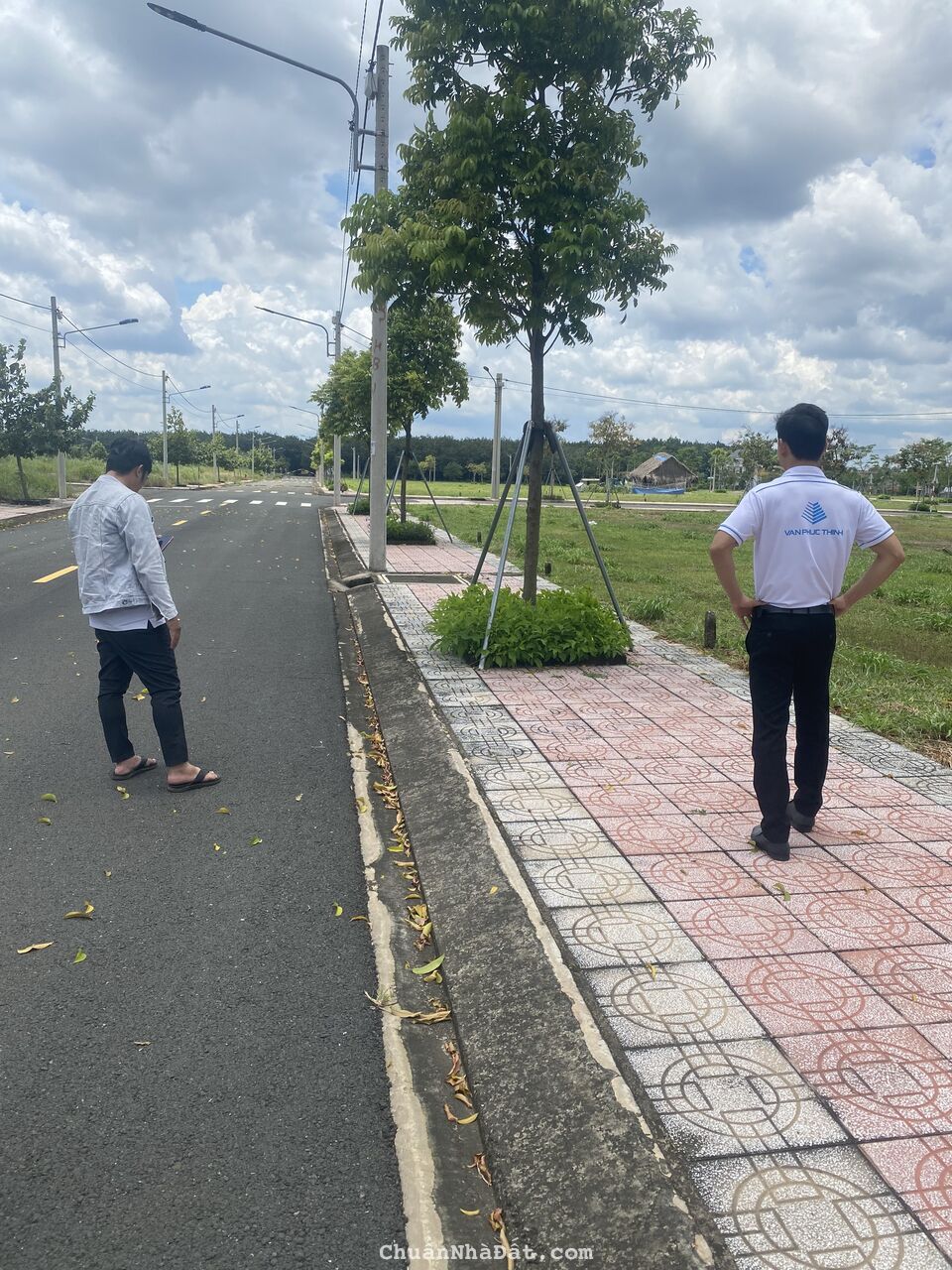 RA ĐI CỨU CHỦ LÔ ĐẤT TRUNG TÂM THÀNH PHỐ ĐỒNG XOÀI