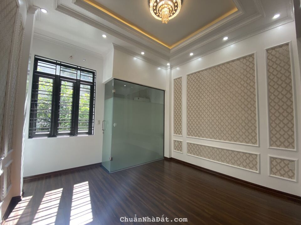 Bán nhà khu phân lô Ngô Gia Tự