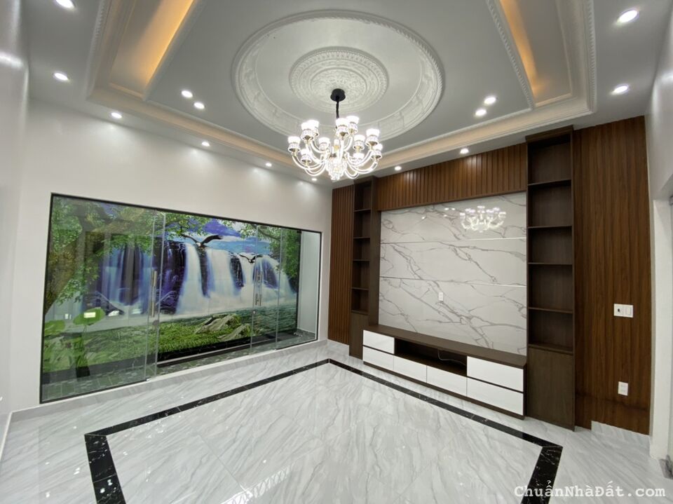 Cần bán gấp nhà xây mới 4 tầng hiện đại ô tô để trong nhà tại tuyến 3 Lê Hồng Phong