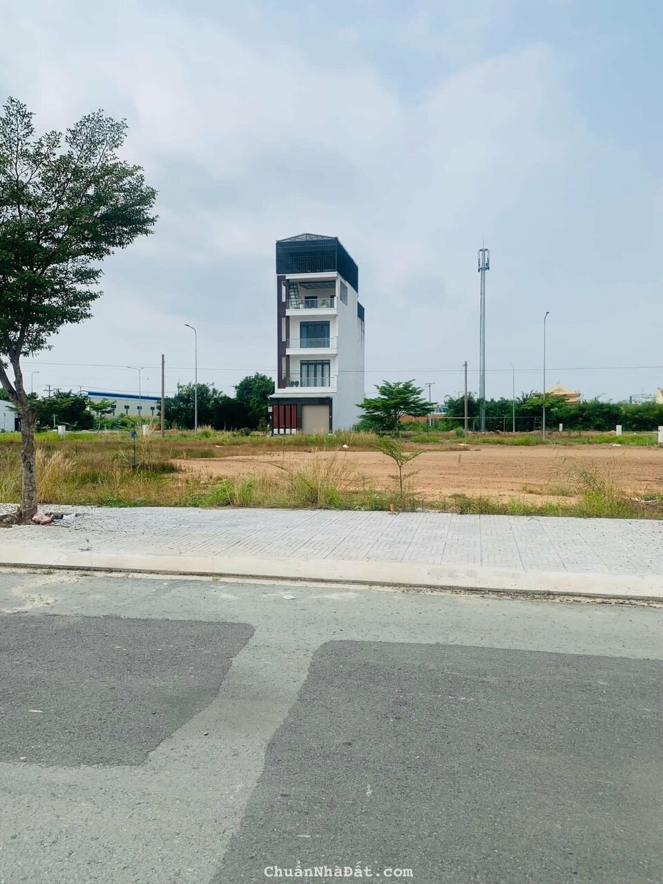 Bán lô đất 80m2 gần Mã Lò bệnh biện Bình Tân TPHCM