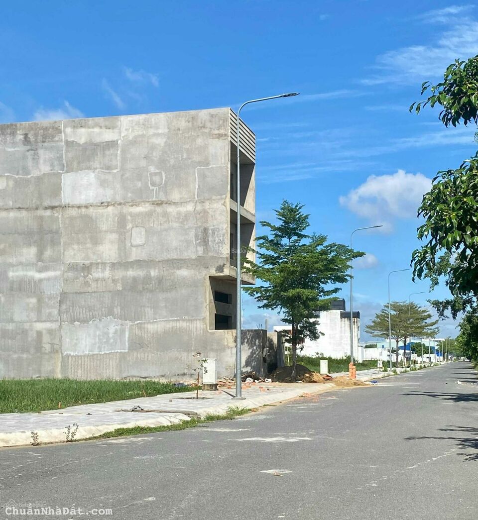 Cần bán 3 Lô đất liền kề Bình Chánh, Sổ Riêng