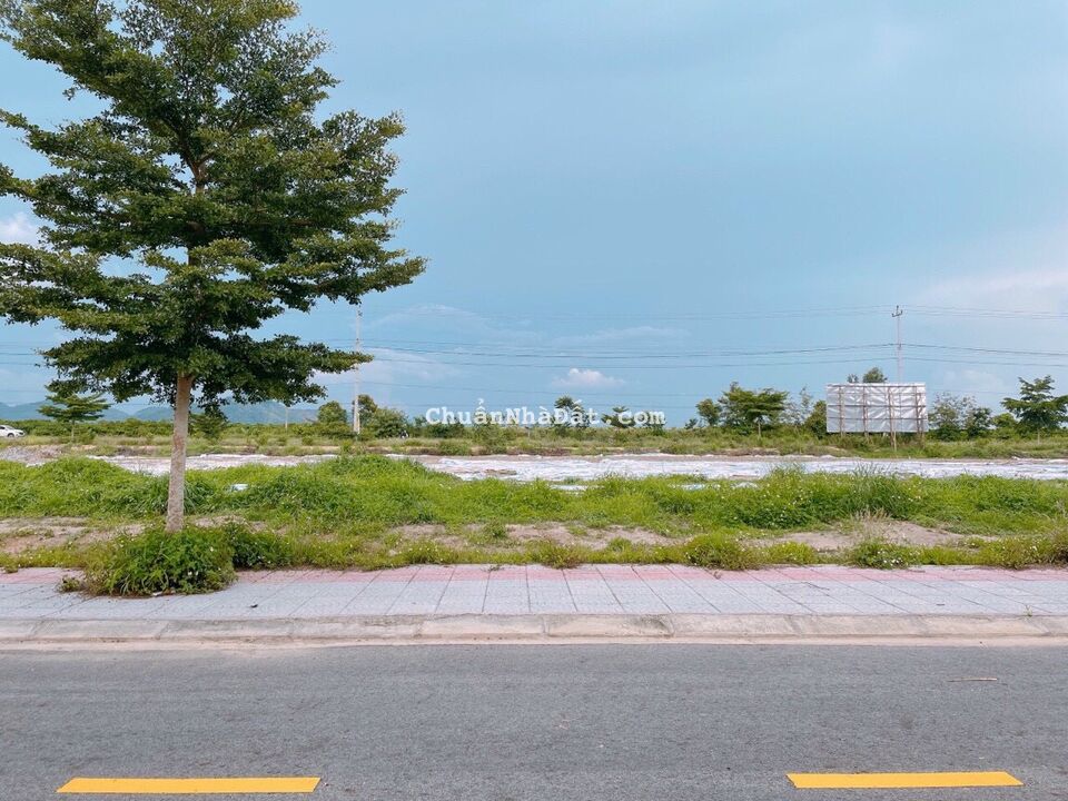 Cứu Cọc! lô kề góc Hướng Đông khu dự án Mega City Kon Tum