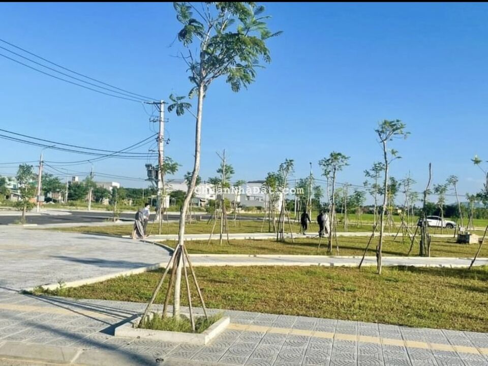 Giỏ hàng Fo từ chủ đầu tư tháng 8! Duy nhất 4 lô liền kề cực đẹp giá chỉ 5xxtr. Giỏ hàng Fo từ chủ đầu tư tháng 8! Duy nhất 4 lô liền kề cực đẹp giá chỉ 5xxtr.