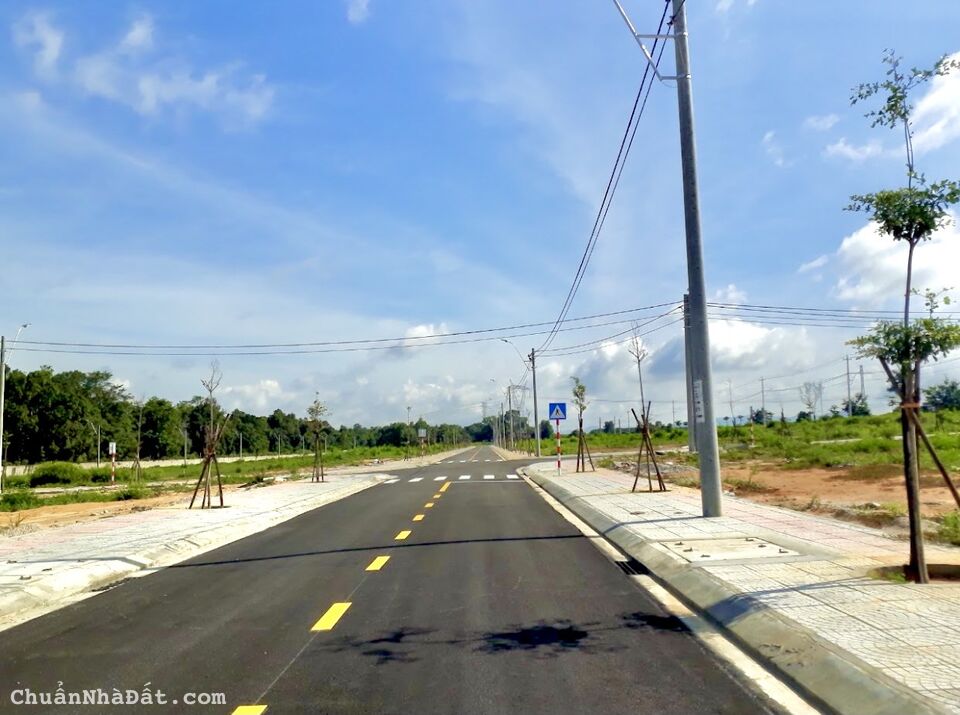 Hàng Kín ! chỉ 1 lô kề góc suất ngoại giao Mega City Kon Tum .