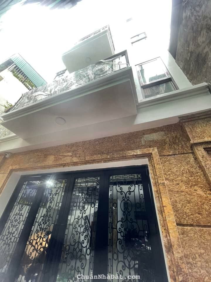 Bán nhà ngõ 426 Đường Láng 32m2x6 tầng thang máy, lô góc, ngõ rộng gần 3m, giá 6.9 tỷ Bán nhà ngõ 426 Đường Láng 32m2x6 tầng thang máy, lô góc, ngõ rộng gần 3m, giá 6.9 tỷ