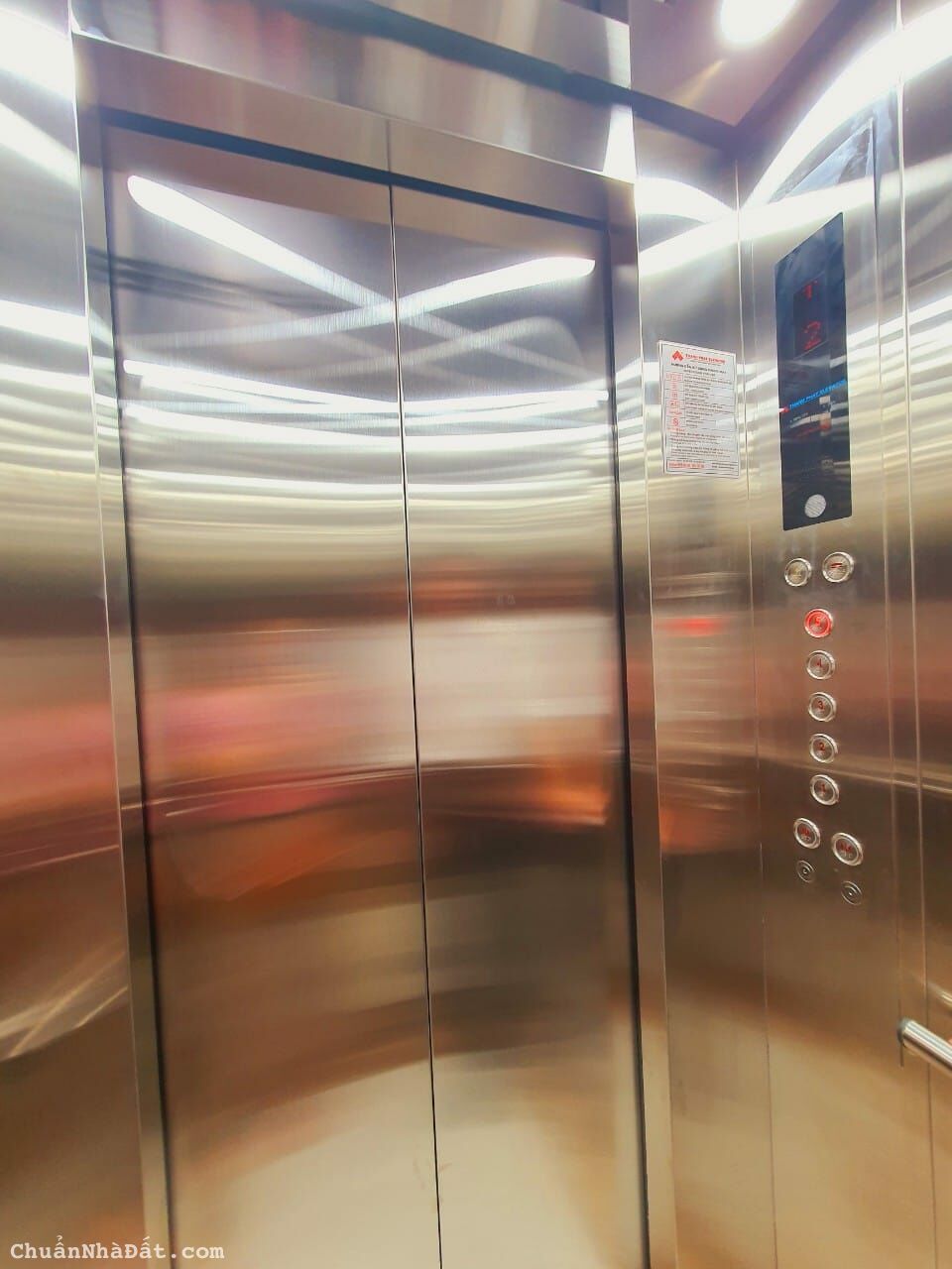 Bán nhà ngõ 426 Đường Láng 32m2x6 tầng thang máy, lô góc, ngõ rộng gần 3m, giá 6.9 tỷ Bán nhà ngõ 426 Đường Láng 32m2x6 tầng thang máy, lô góc, ngõ rộng gần 3m, giá 6.9 tỷ