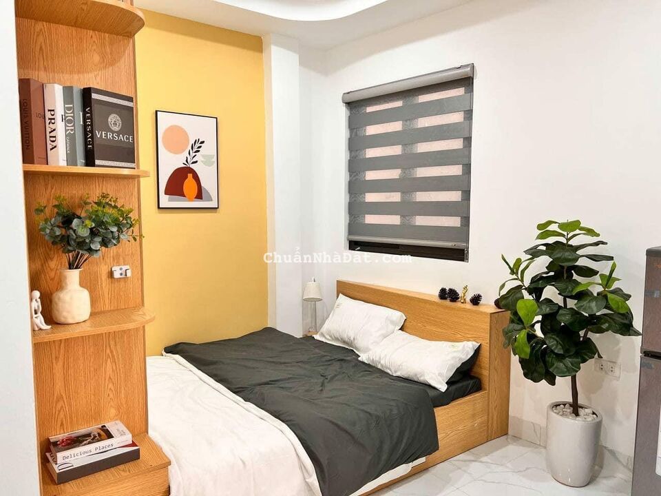 Bán CCMN Đường Láng 68m2x8 tầng thang máy, lôgóc dòng tiền 1.4 tỷ/năm ngõ 3m, giá 16.5 tỷ.