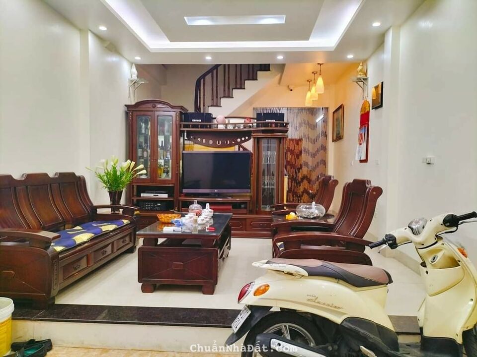 Trần Phú - Văn Quán ô tô gần, thoáng trước sau, giá tốt 52mx4T, 4.25 tỷ