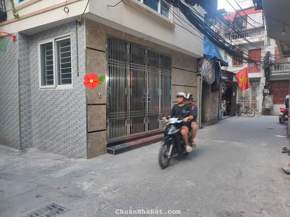 Trần Quang Diệu - Hoàng Cầu phân lô, ô tô, lô góc, chủ tự xây 46m2x4T, 8.2 tỷ