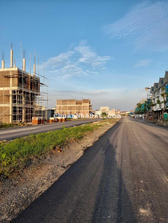 Cần bán lô đất DV Lai Xá, Kim Chung, (TL9) 114 m2, mặt tiền 8,69m, vị trí đẹp, LH: 0901 513 811