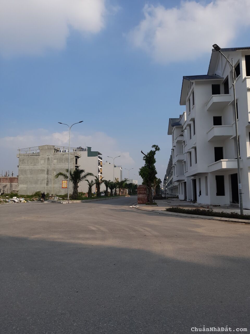 Cần bán lô đất DV Lai Xá, Kim Chung, (TL9) 114 m2, mặt tiền 8,69m, vị trí đẹp, LH: 0901 513 811