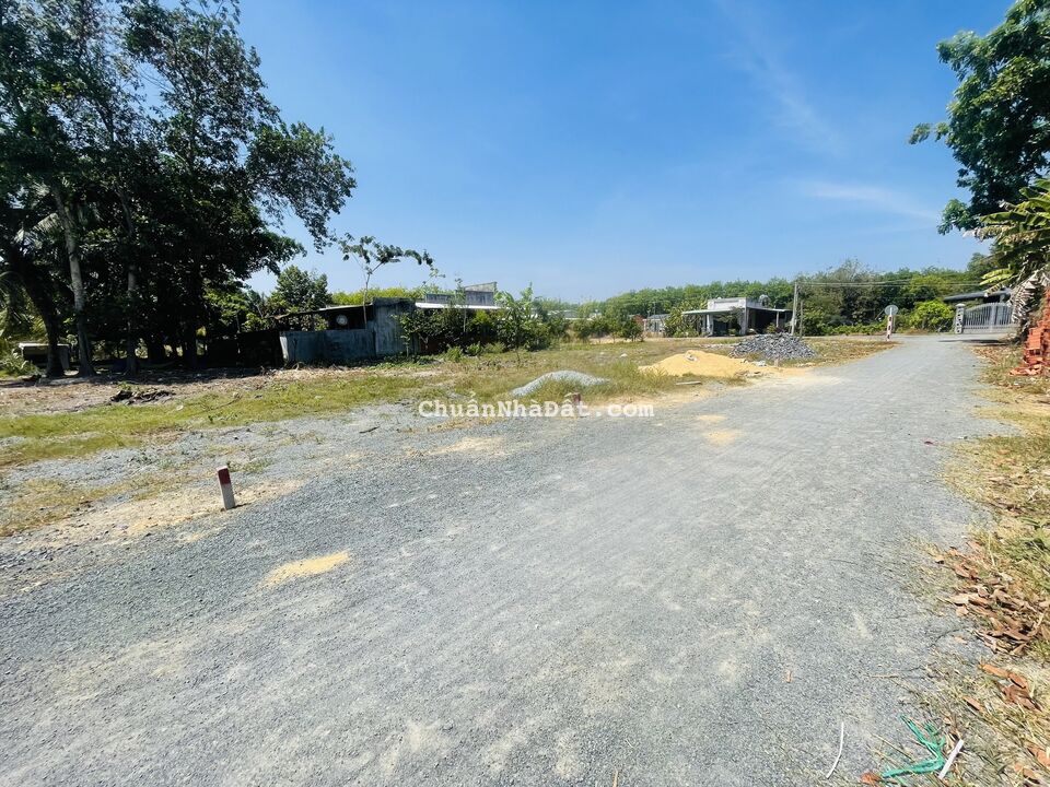 Bán nền đất ngộp gần Quốc lộ giá rẻ