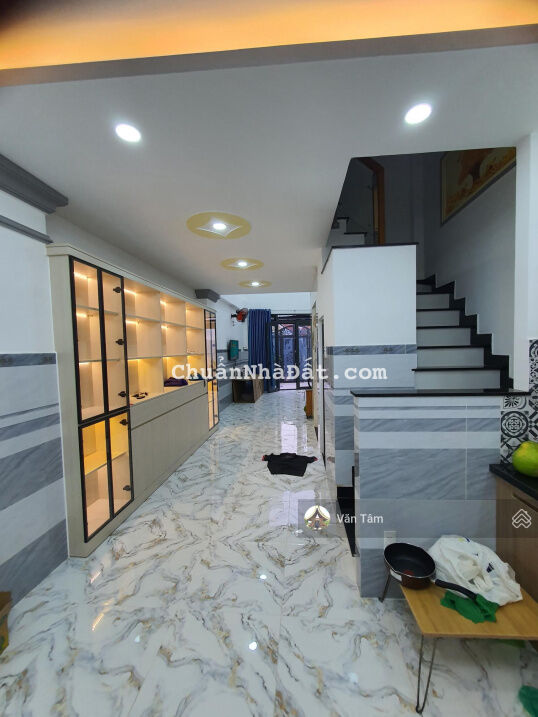 Nhà Mới Xây Mặt Tiền Nguyễn Trung Trực, Thiết Kế 6 Tầng Thang Máy 7PN 9Tolet lh 0352532539