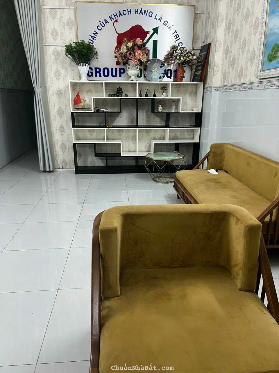 NHÀ MẶT TIỀN ĐƯỜNG ĐÔNG HƯNG THUẬN 42, 4X20M, CẤP 4, ĐƯỜNG 7M