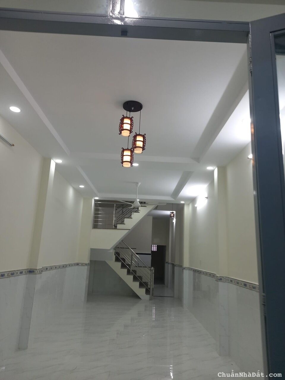 NHÀ 1/ ĐƯỜNG TRUNG MỸ TÂY 13, 3,6X19M, 3 TẦNG, 5 PHÒNG NGỦ