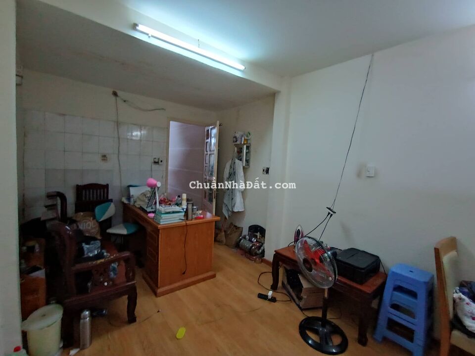 Một căn duy nhất chỉ 3 tỷ 81m2, CMT8, Quận 3, hẻm 3m, liên hệ 0967630384