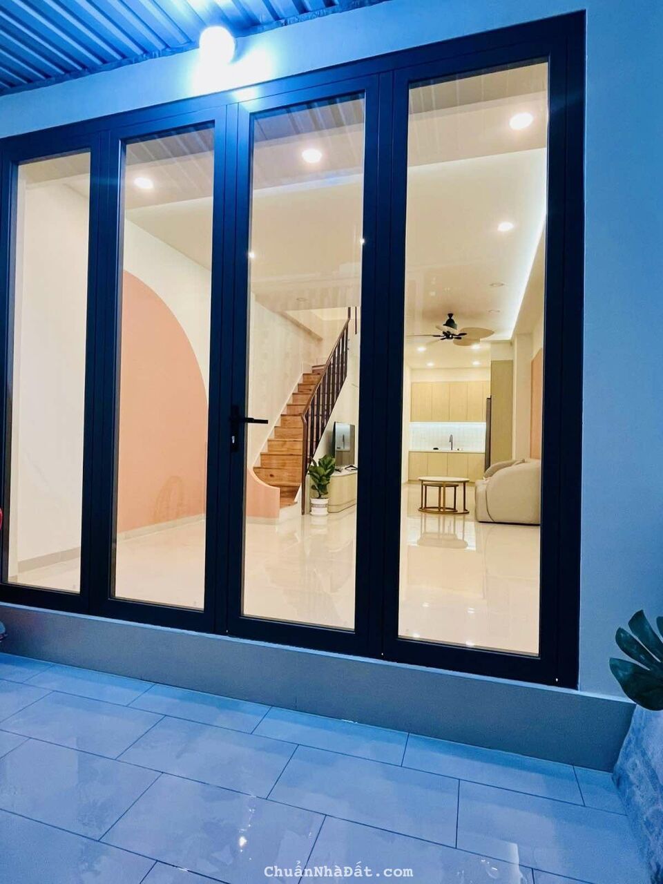 NHÀ MỚI ĐẸP HUỲNH TẤN PHÁT Q7- HẺM XE HƠI SÁT BÊN- CHỈ NHỈNH 4 TỶ 49 M2