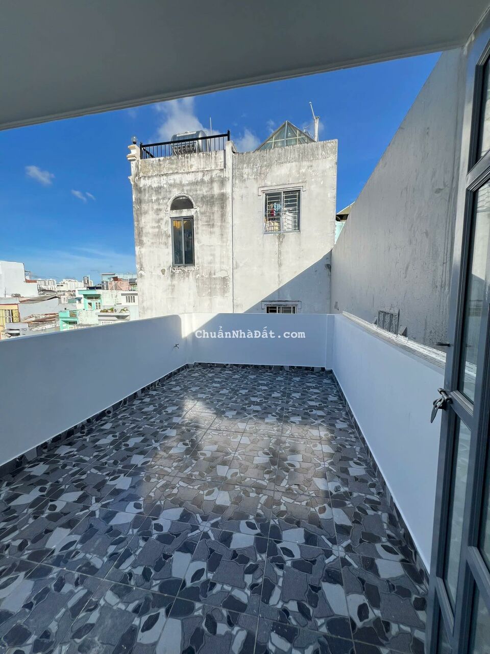 Nhà 4 tầng mới tinh Âu Dương Lân Quận 8 - Ô tô đậu ngày đêm - giá chỉ 8.5 tỷ 69 m2 Nhà 4 tầng mới tinh Âu Dương Lân Quận 8 - Ô tô đậu ngày đêm - giá chỉ 8.5 tỷ 69 m2