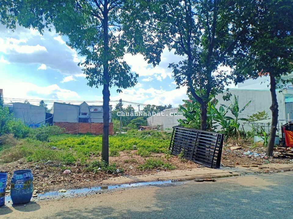 Đất đẹp đường nhựa 8m ngay KCN 159m2 giá chỉ 1tỷ5