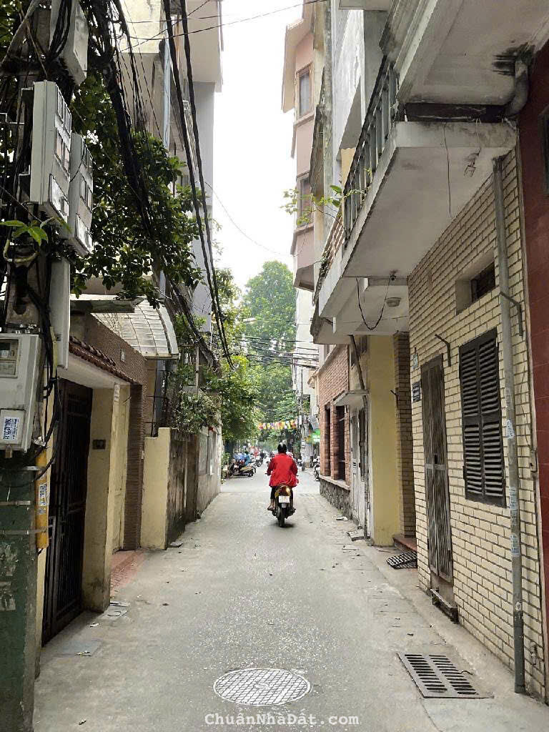 Phân lô ngõ 40 Tạ Quang Bửu DT 90m2x5T ô tô chạy qua,gần trường học các cấp 