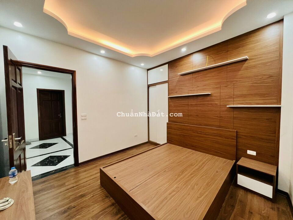 Bán nhà ngõ phố Lê Thanh Nghị HBT Hà Nội DT 52m2x5T ngõ thông full nội thất giá 5 tỷ 3