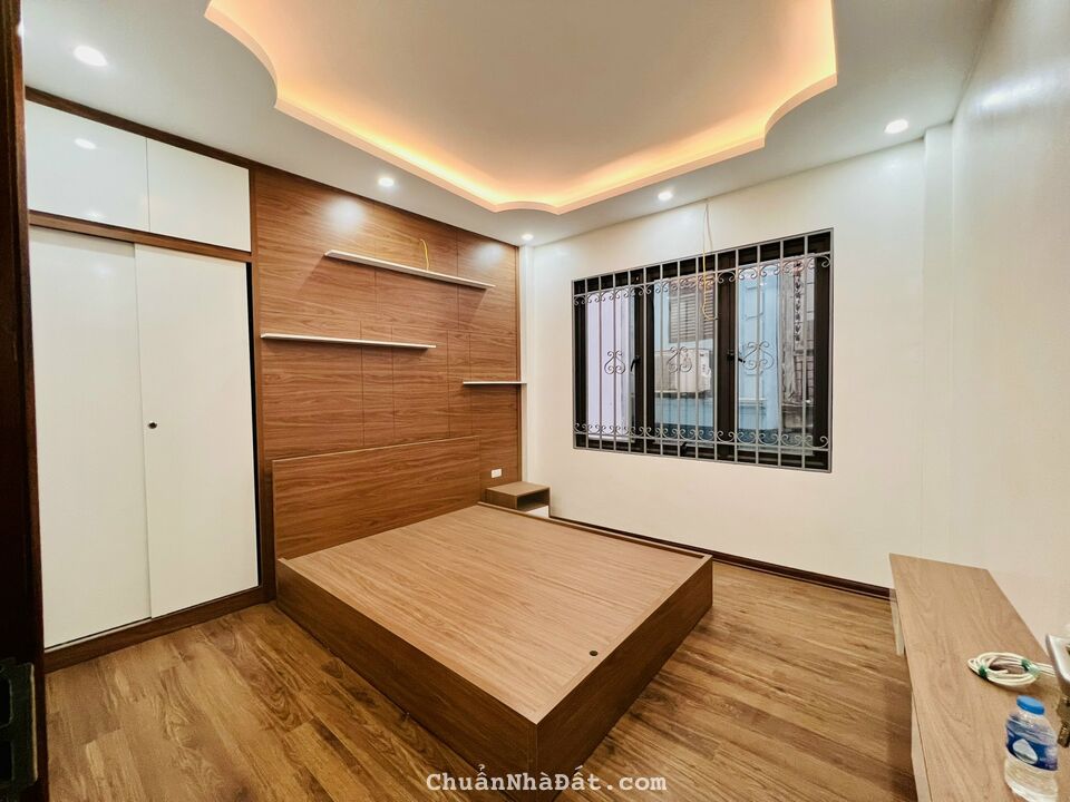 Bán nhà ngõ phố Lê Thanh Nghị HBT Hà Nội DT 52m2x5T ngõ thông full nội thất giá 5 tỷ 3