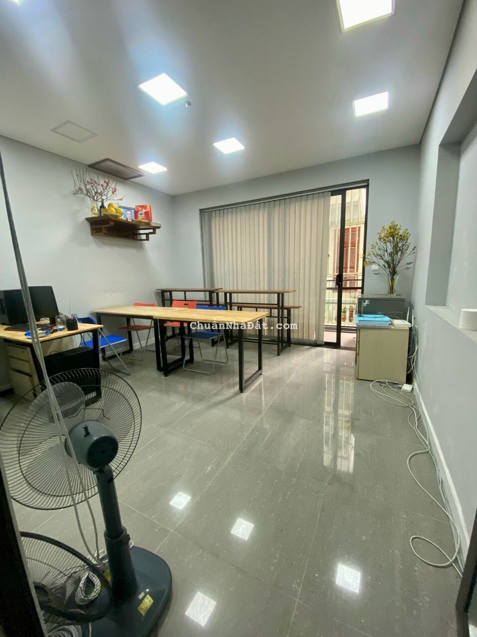 Bán nhà ngõ phố Lê Thanh Nghị Đồng Tâm HBT Hà Nội DT 55m , mặt tiền rộng giá 5,99 tỷ