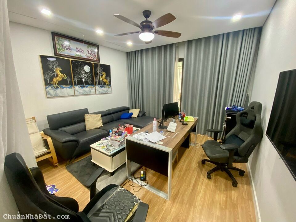 Bán nhà ngõ phố Lê Thanh Nghị Đồng Tâm HBT Hà Nội DT 55m , mặt tiền rộng giá 5,99 tỷ