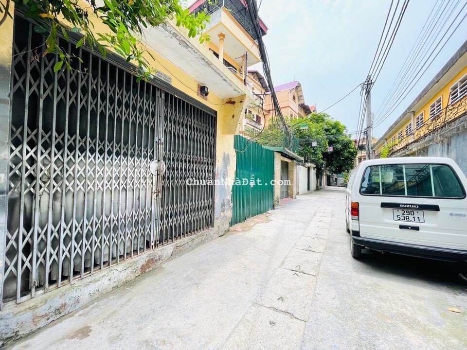 Bán đất phân lô phố kim ngưu trước nhà 2 ô tô tránh . DT 100m2 mặt ngõ  giá 15,5 tỷ